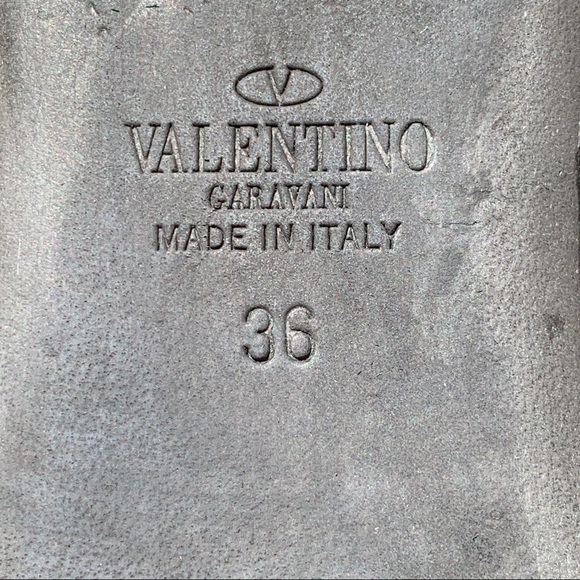 Valentino Garavani Rockstud Black Leather Flats - Picture 6 of 15